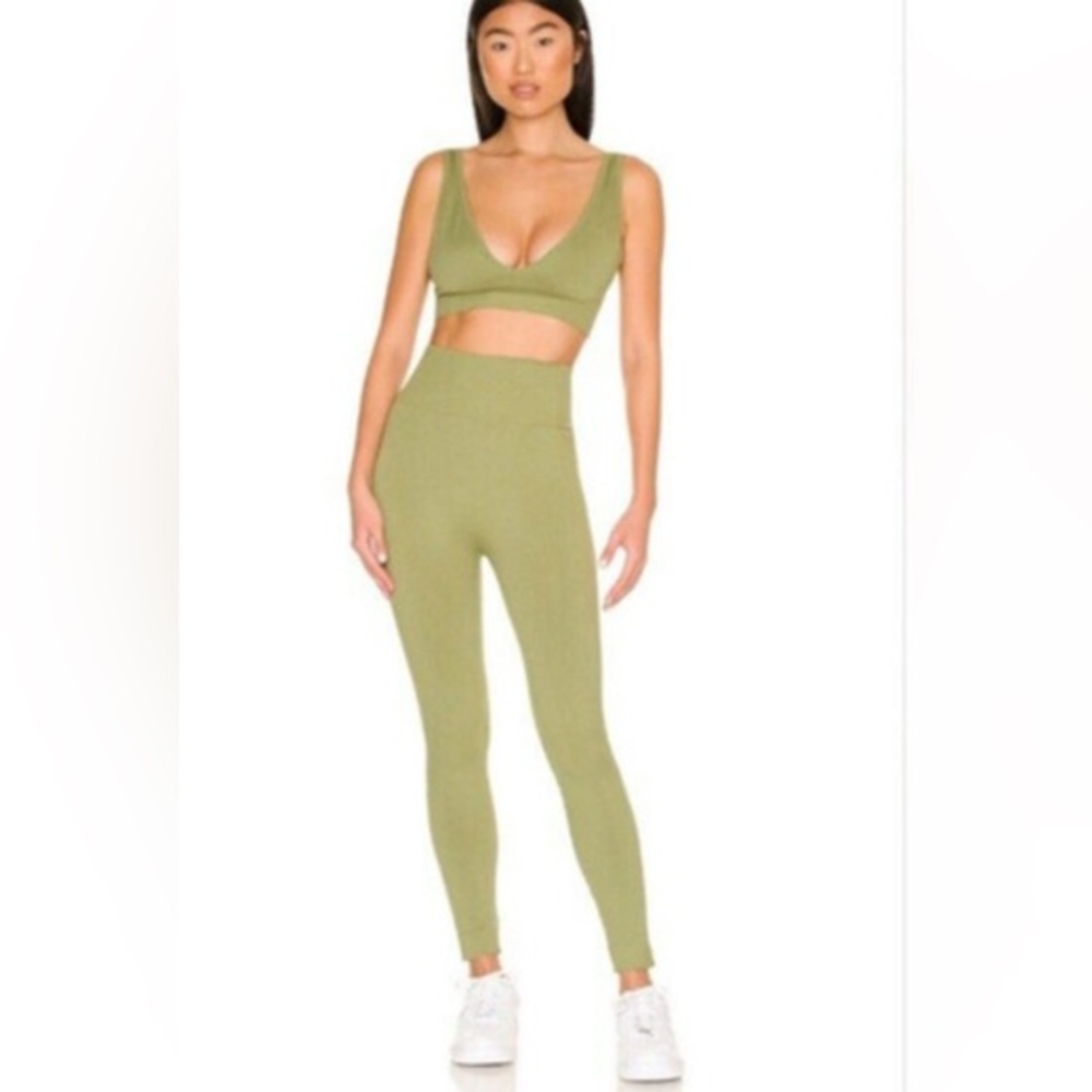 We Wore What Women's Ribbed Seamless Leggings StretchSage Green Size S,‎ NWOT